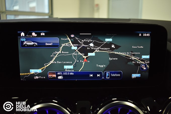 MERCEDES-BENZ EQA 250+ Progressive Advanced Plus